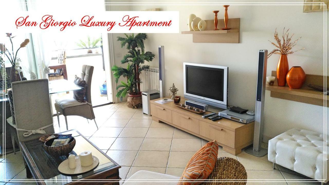 San Giorgio Luxury Apartment Taormina-Panoramic Pool & Parking Space Exterior foto